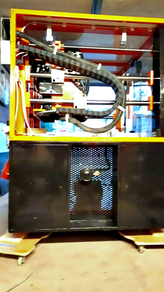 Usado Moda Ra2HS - Fresadora CNC - 1996