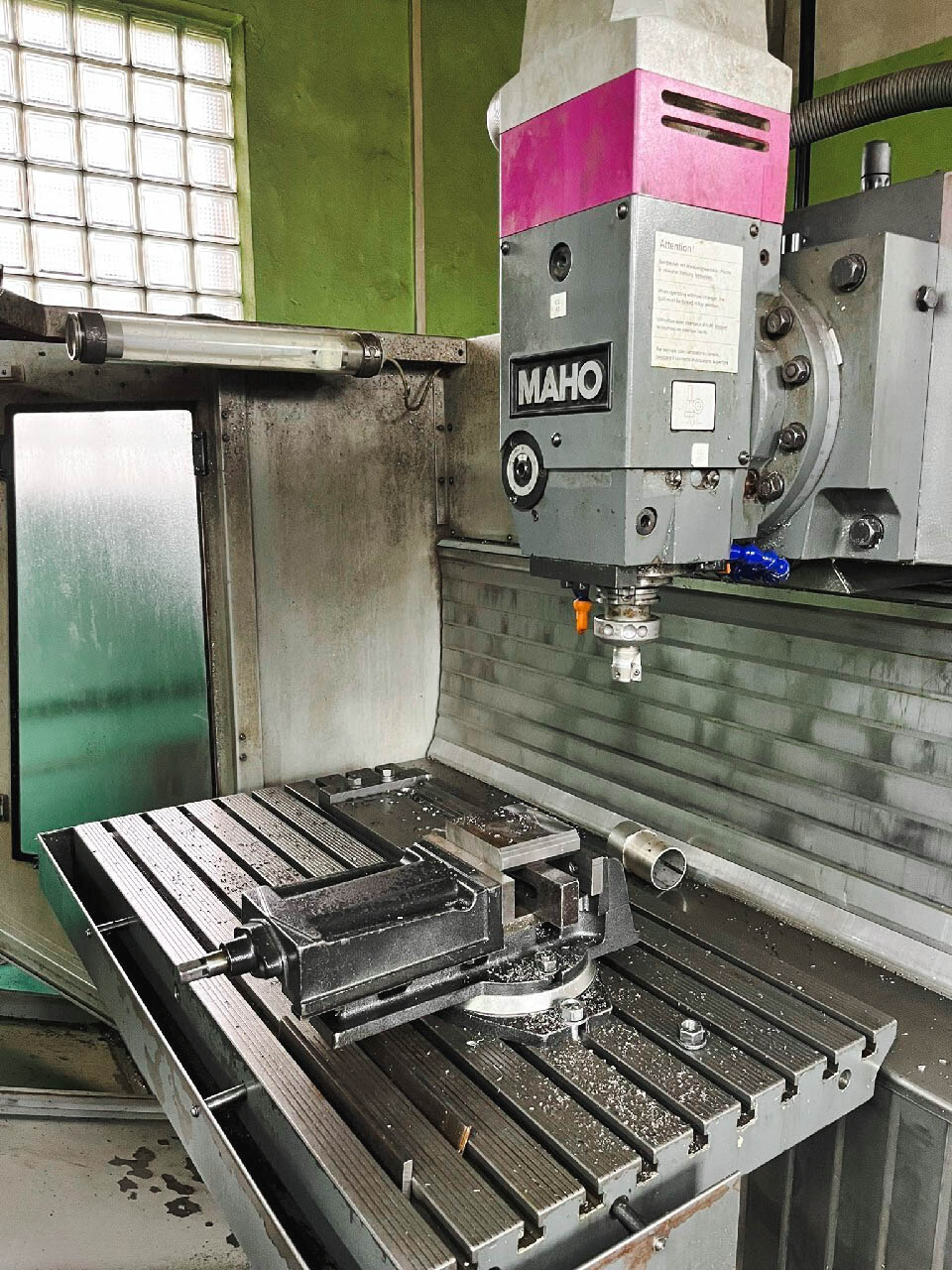 Used Maho MH 800 E - CNC Milling - 1993