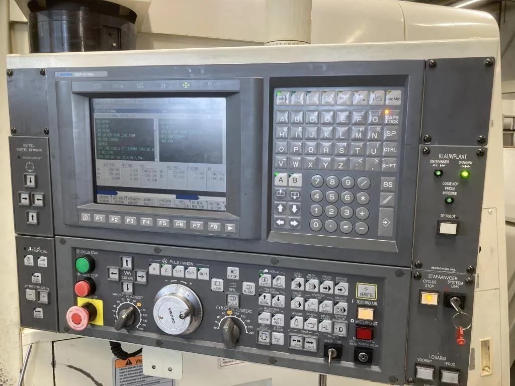 Gebruikt Okuma LU300-M I CNC Draaibank
