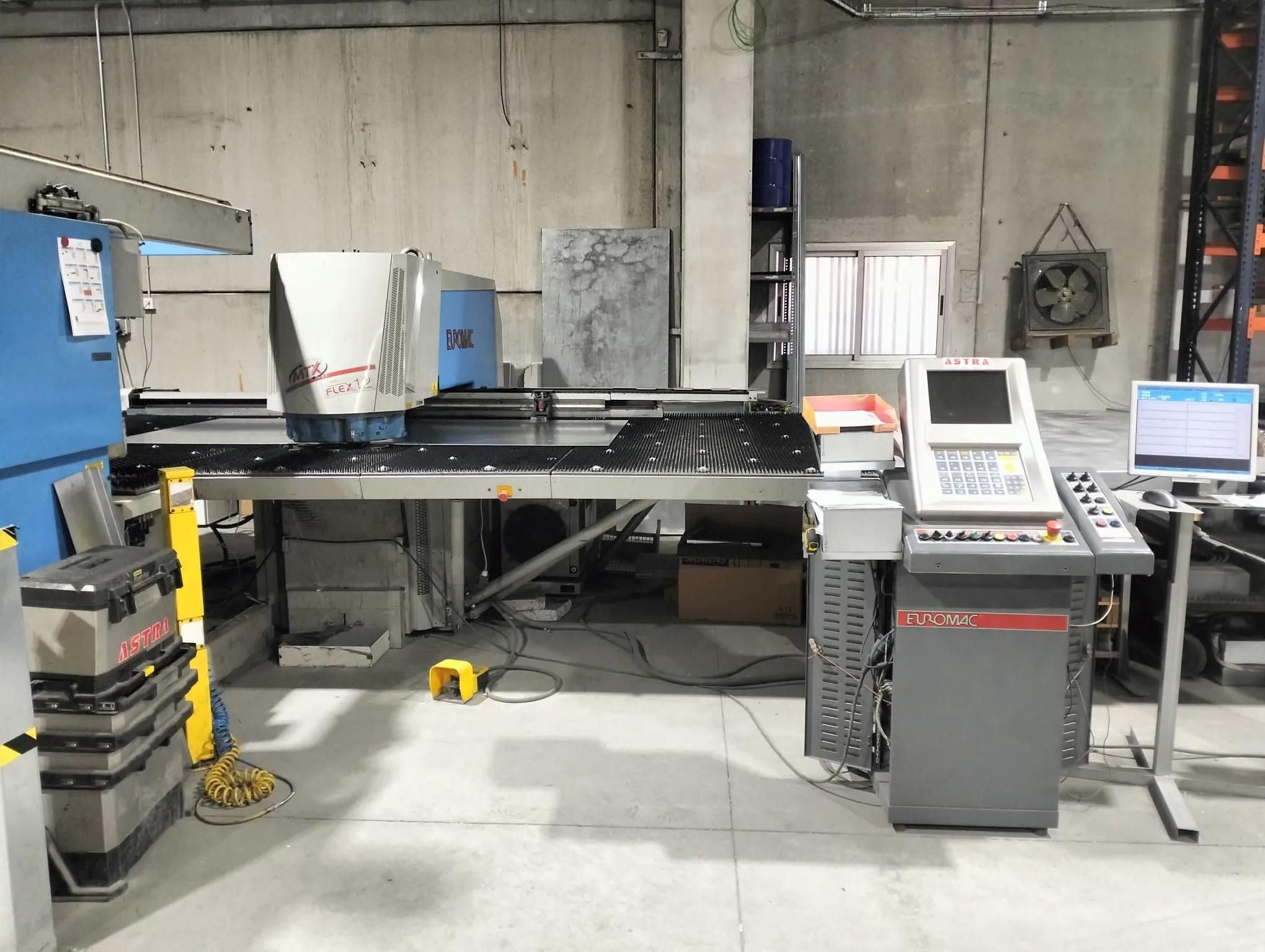 Gebruikt Euromac MTX Flex 1250/30-2500 I Ponsmachine