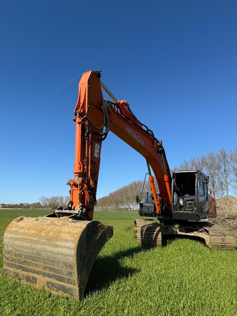 Used Hitachi ZX210LC-5B I Excavator I 2015