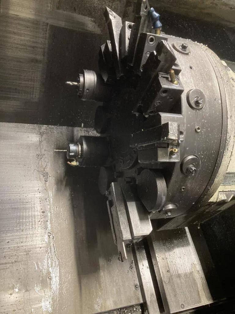 Gebruikt Okuma LU300-M I CNC Draaibank