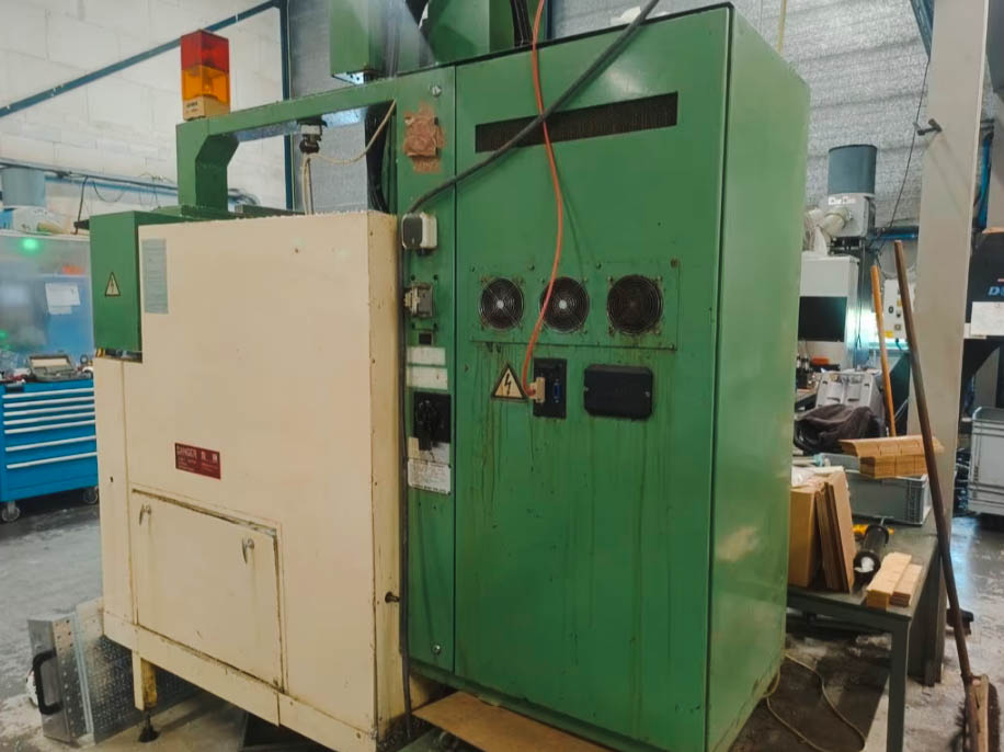 Used OKK PVC-40 - Vertical Machining Center - 1987
