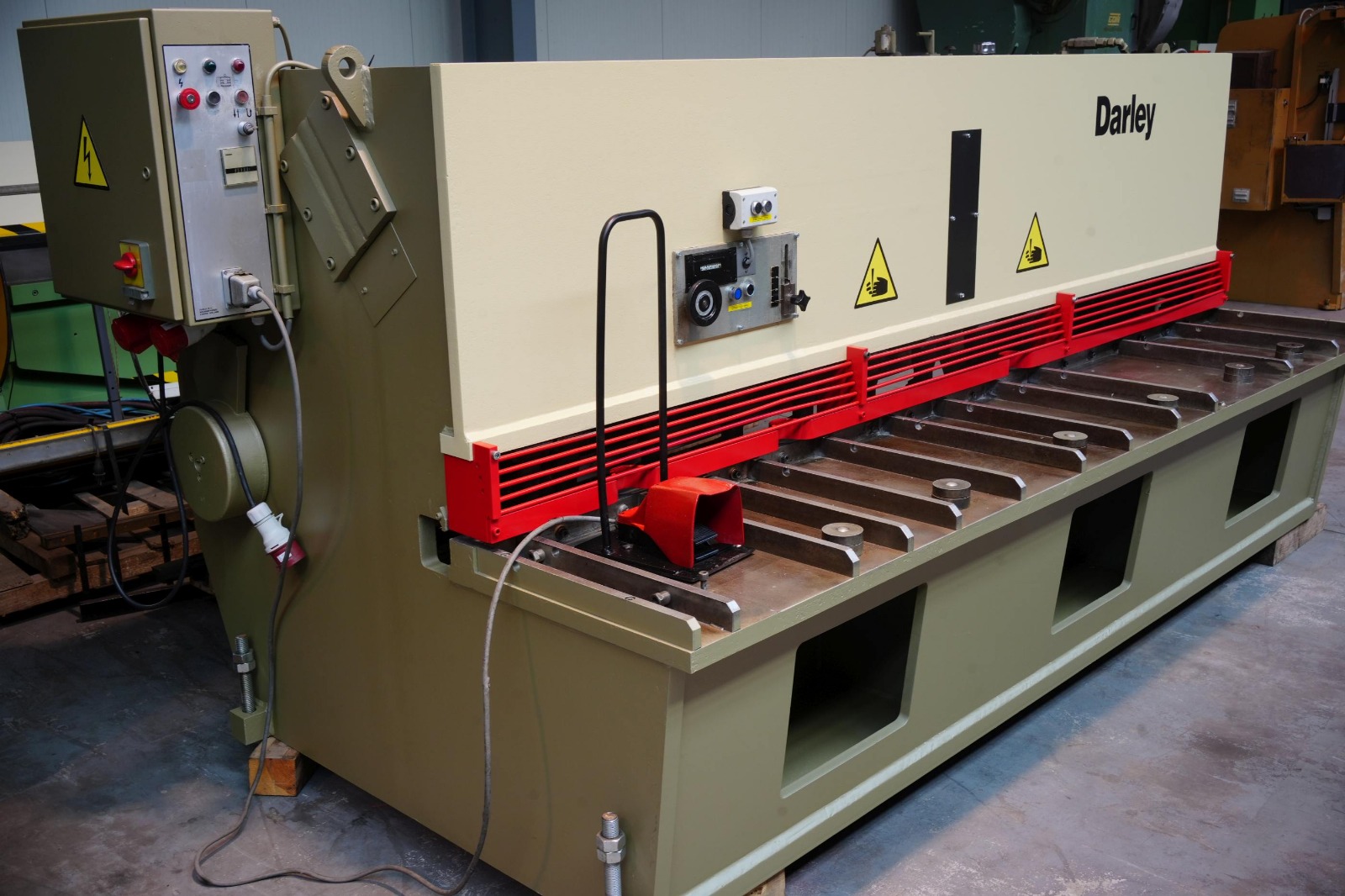 Used Darley GS 3000X10 I Hydraulic Shear I 1979