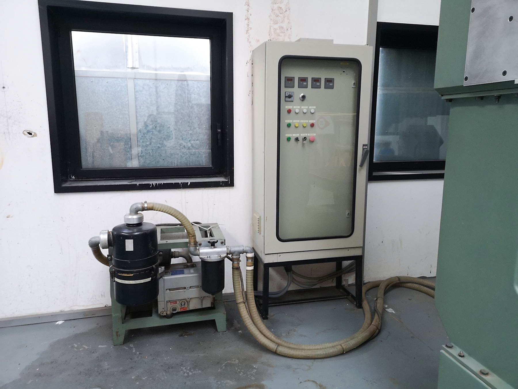 Used CMS NC PF 111 - CNC Machining Center - 1995