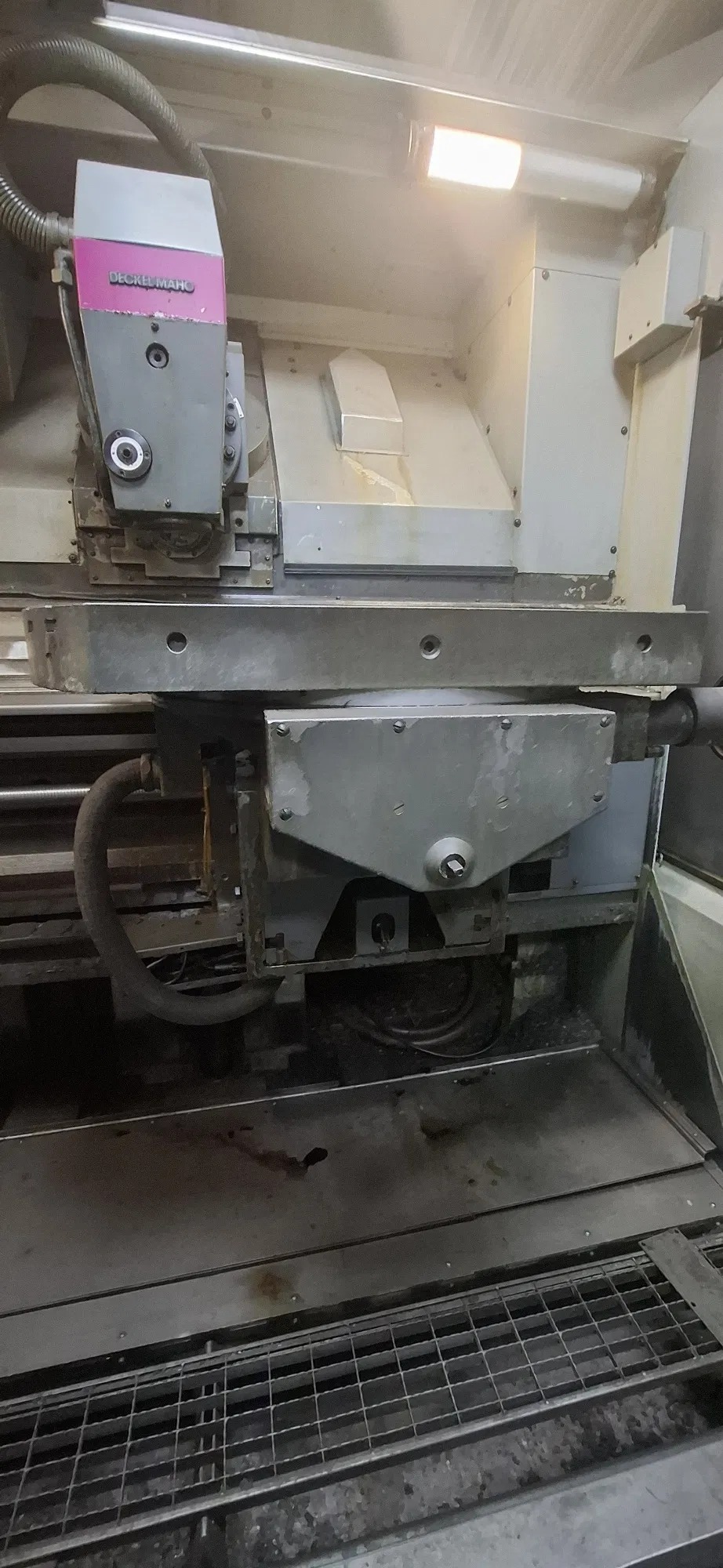 Used Deckel Maho MH 800C I Vertical Machining Center