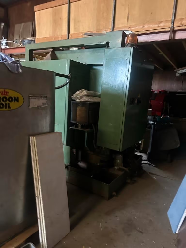 Used Takisawa MAC-V1E I Vertical Machining Center