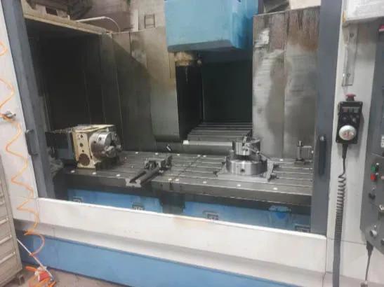 Gebruikt Mazak VTC 300C I Verticale Bewerking Centrum