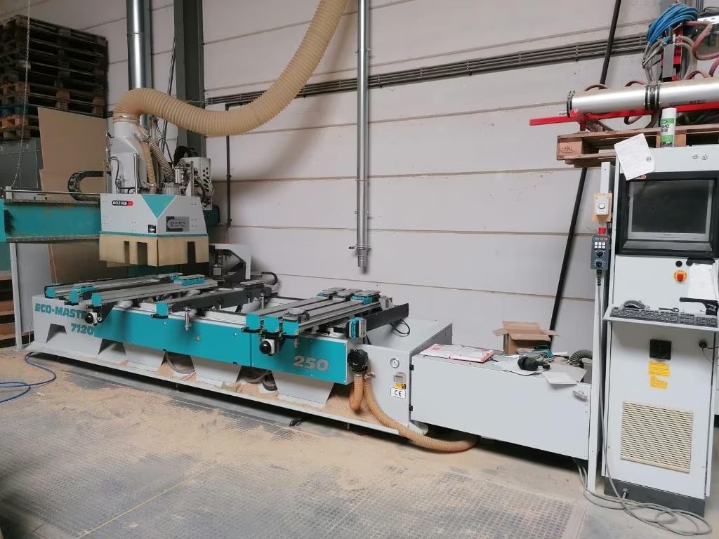 Used Holzher Eco-Master 7120 I CNC Machining Center I 2002