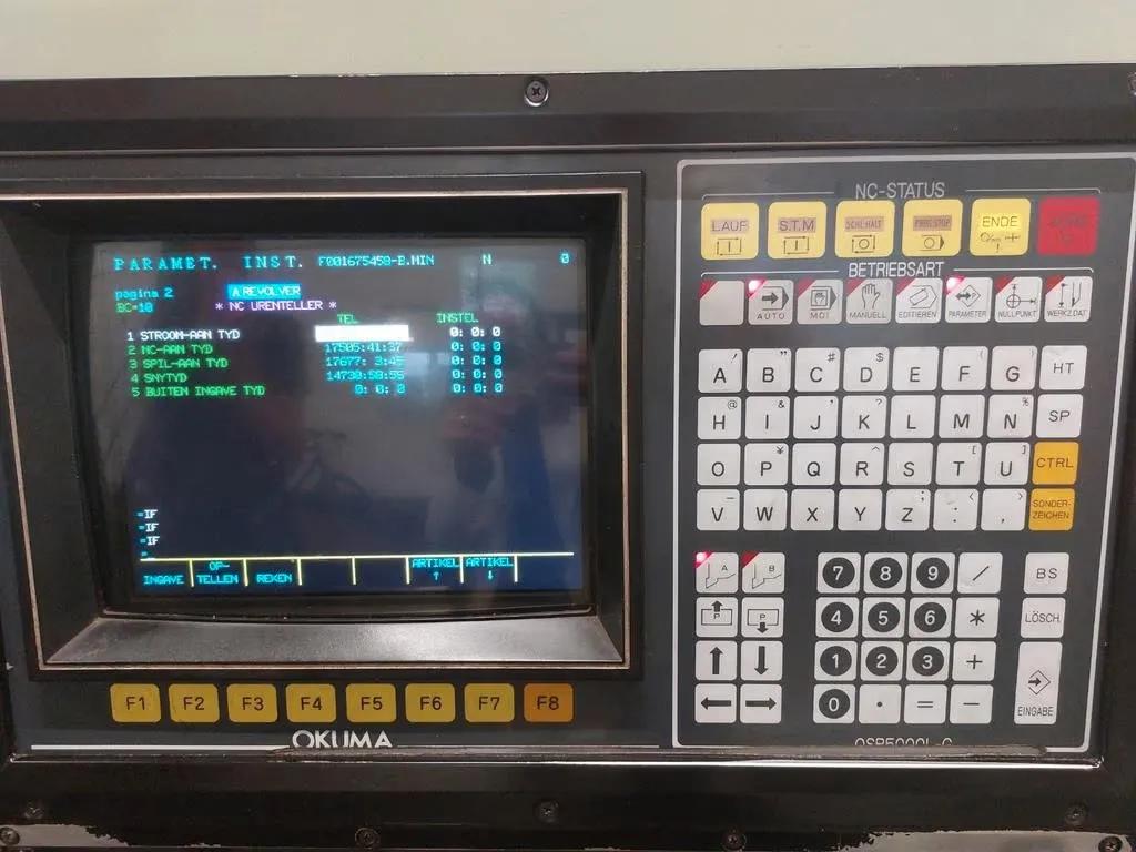 Gebruikt Okuma LR 25 I CNC Draaibank