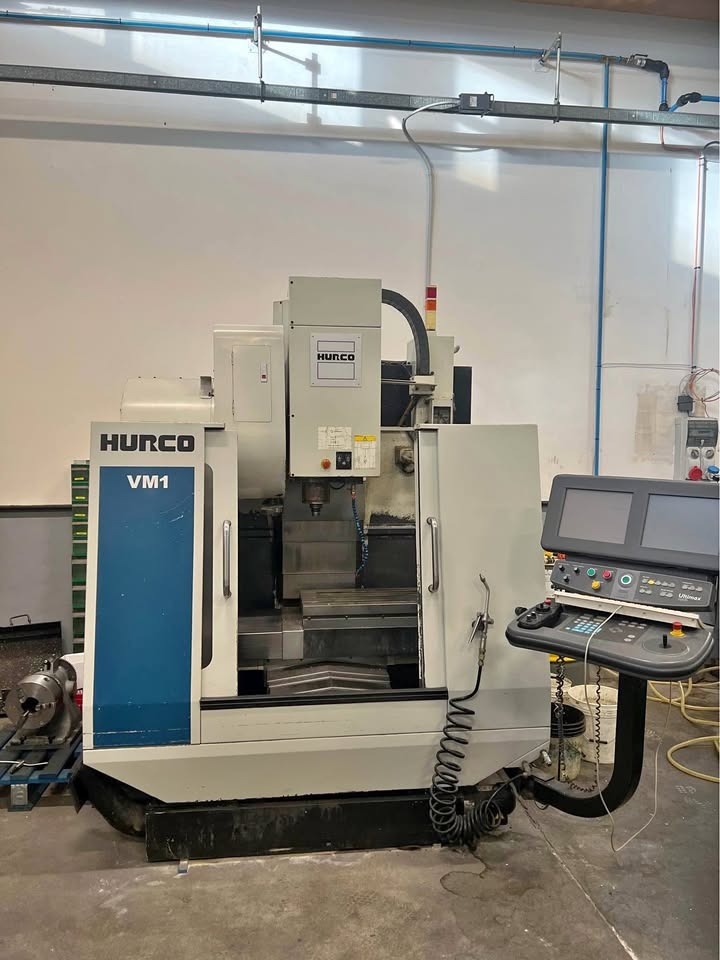 Used Hurco VM1 I Vertical Machining Center I 2004