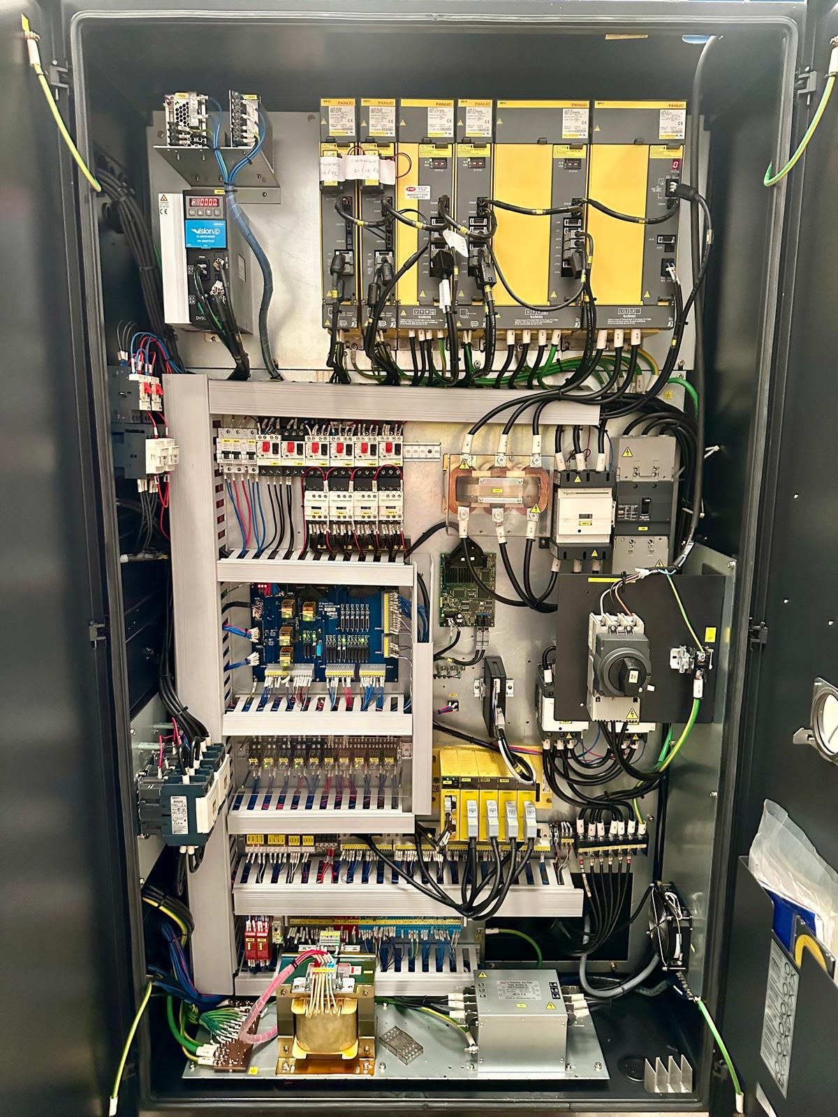 Used Doosan Puma 2100SY I CNC Lathe