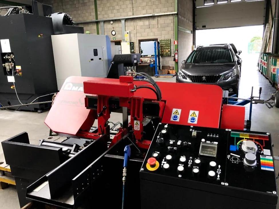 Gebruikt Amada HA250W I Lintzaag I 2011