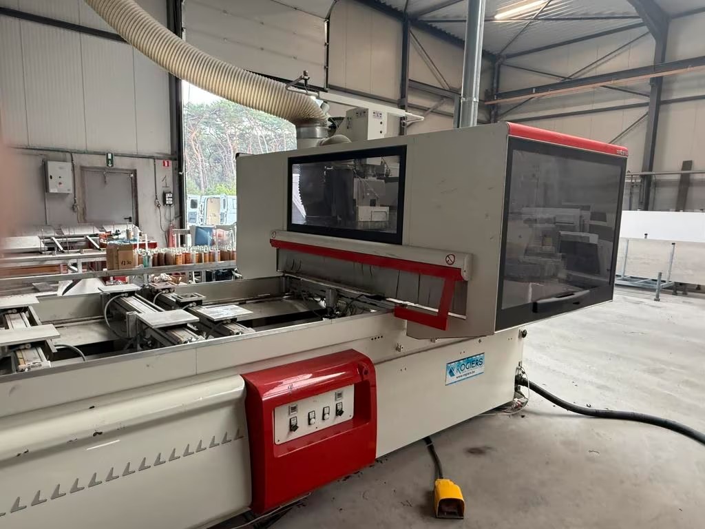 Used SCM Tech Z1 I CNC Machining Center I 2013