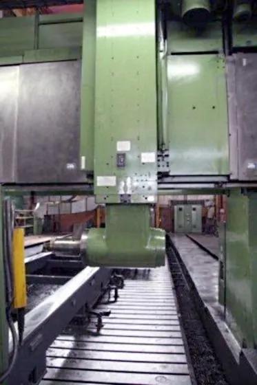 Usado Máquina de Fresado Portal CNC Waldrich Coburg 17-10 GMF 450 I
