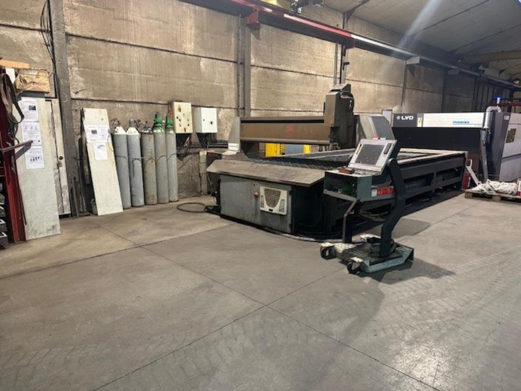 Used LVD Phoenix FL 4020 I Laser Cutting