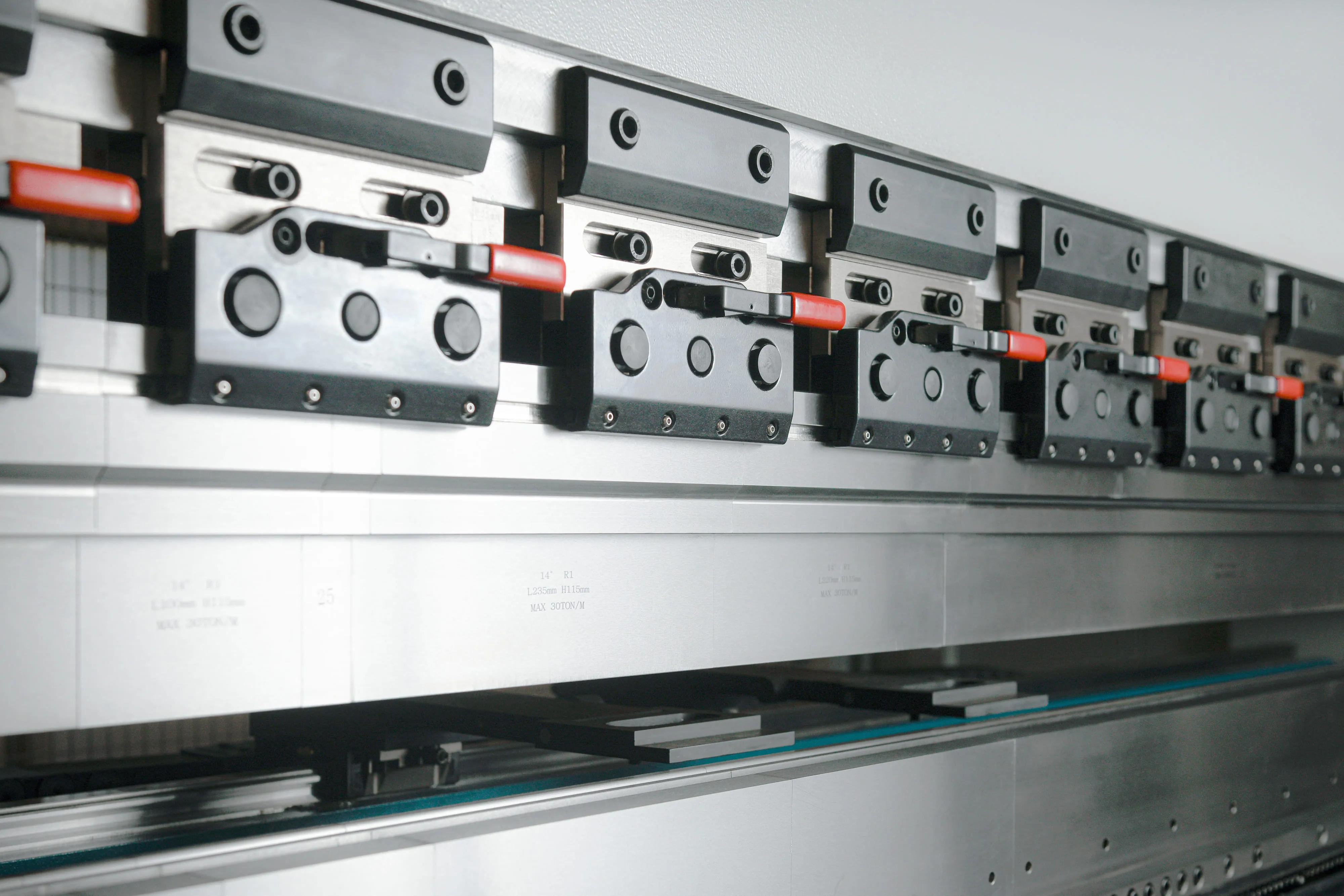 DWK V Series I Persremmen