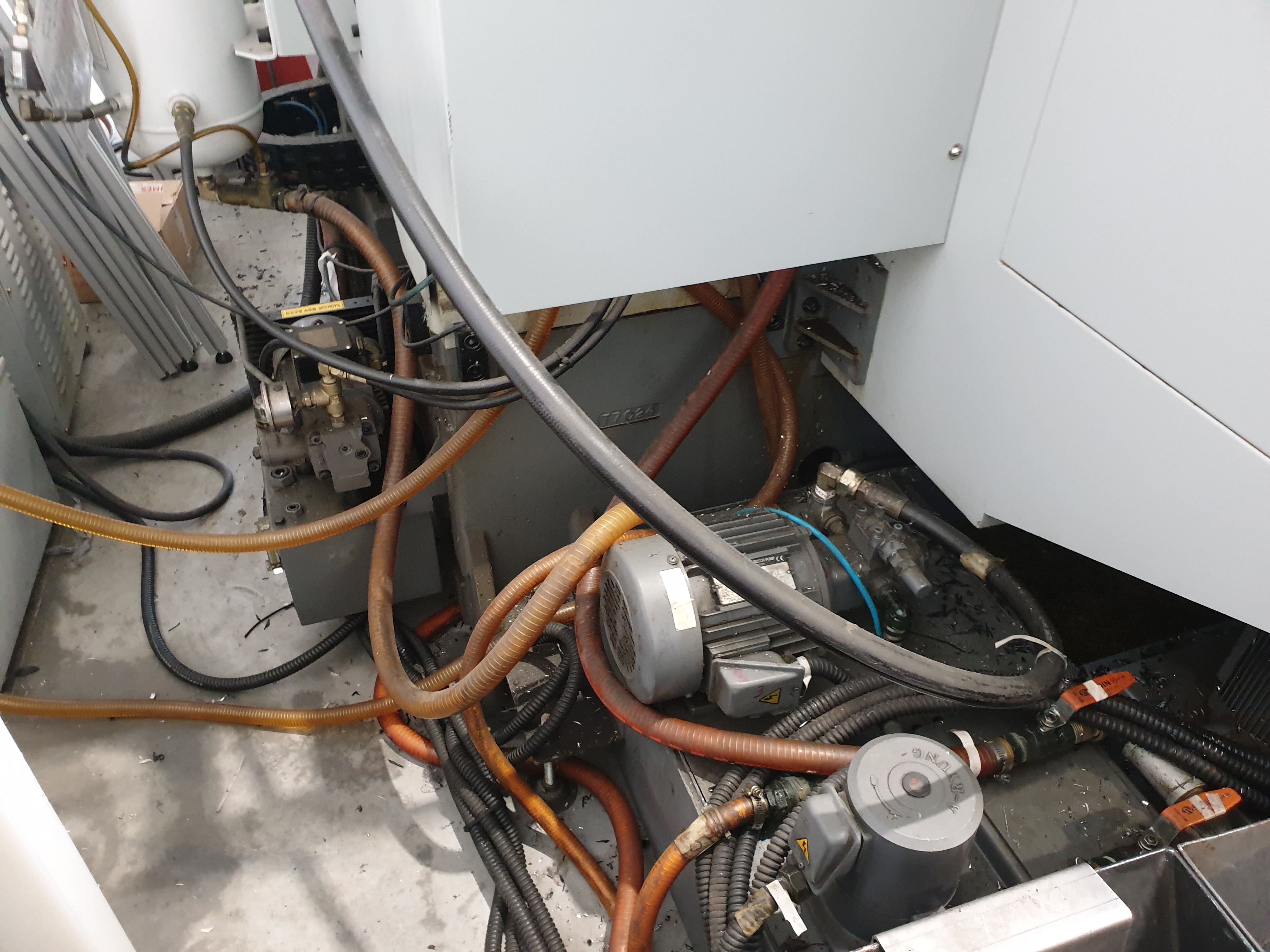 Gebruikt HYUNDAI KIA VX500