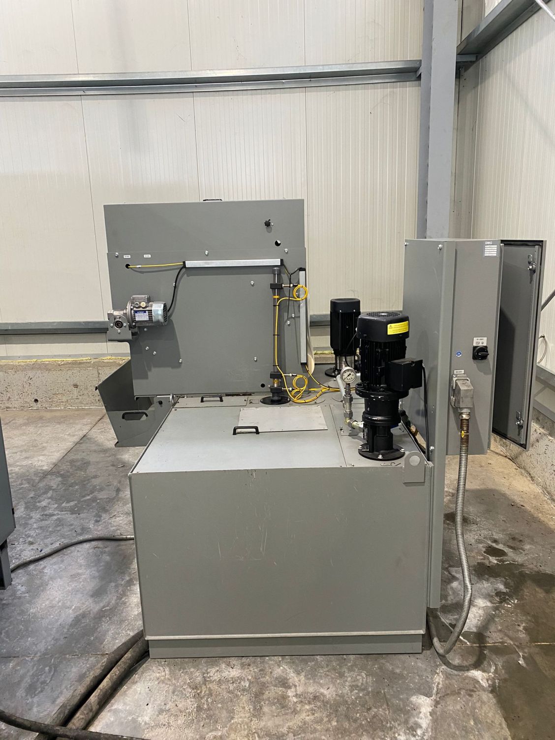 Used Deckel Maho DMC 105 V Linear I Vertical Machining Center I 2008