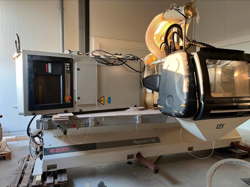Used SCM Record 130 I CNC Machining Center I 2001