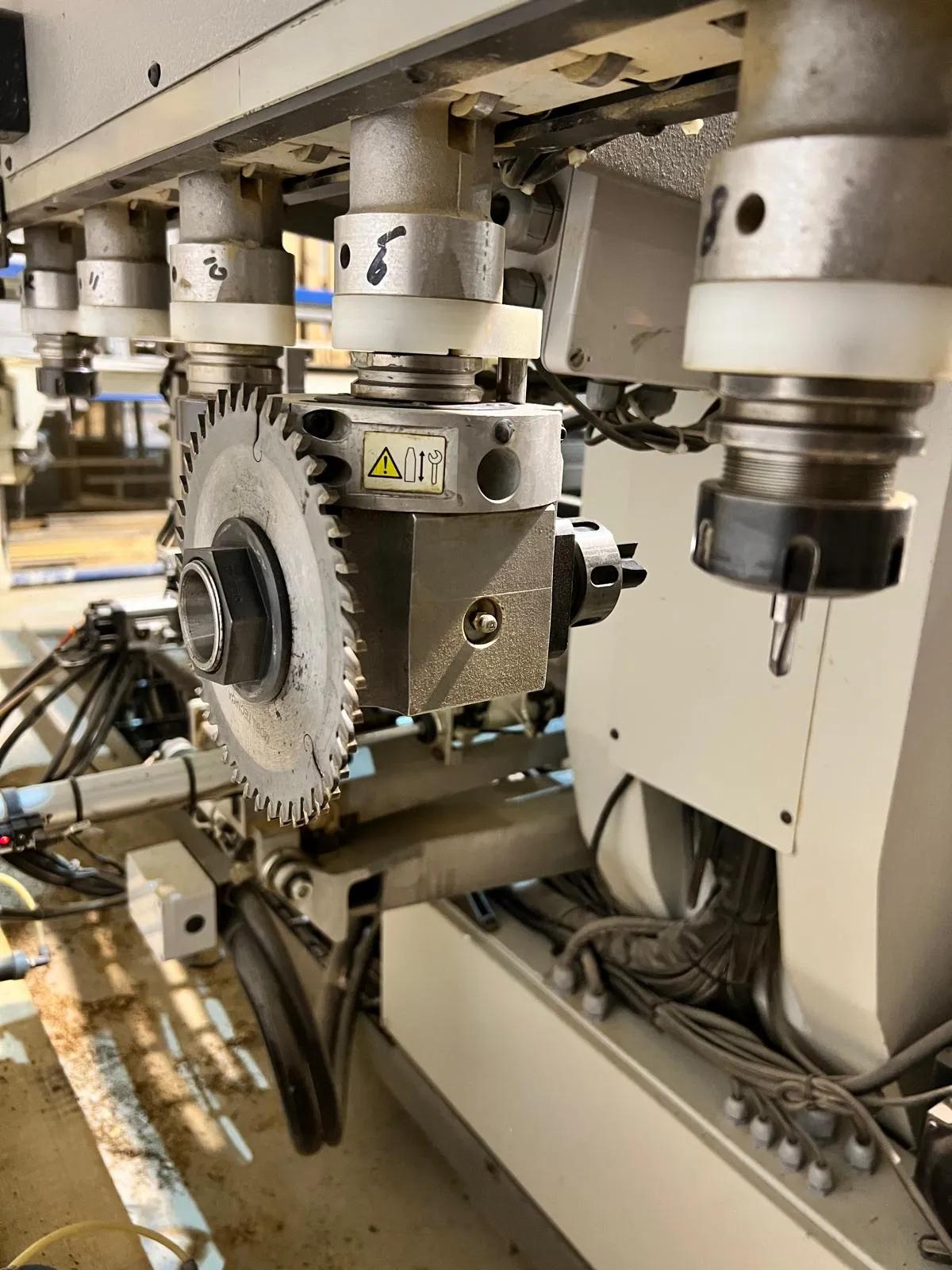 Usado Centro de Mecanizado CNC Biesse Rover 30 I