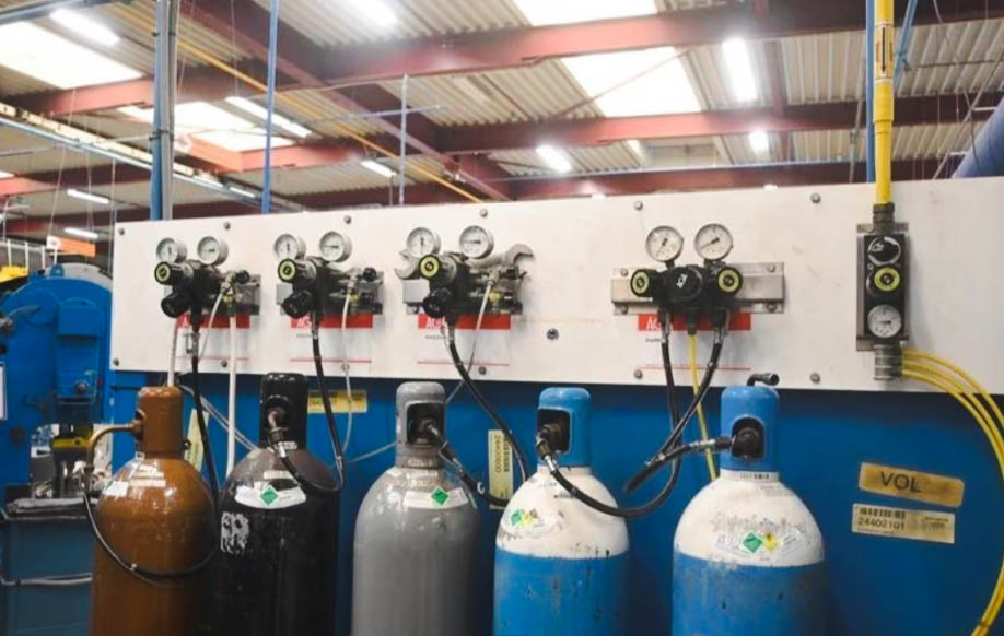 Used Prima Platino 1325 - Laser Cutting - 1997