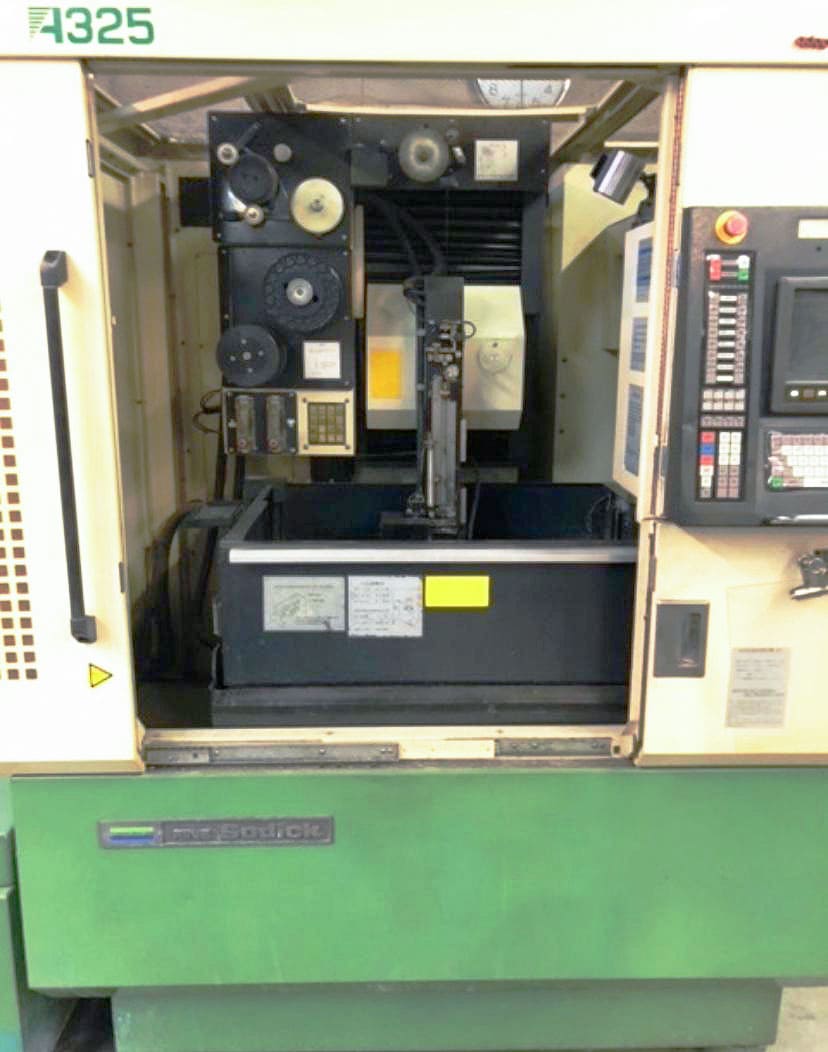 Usado Sodick A 325 - Corte por hilo EDM - 1998