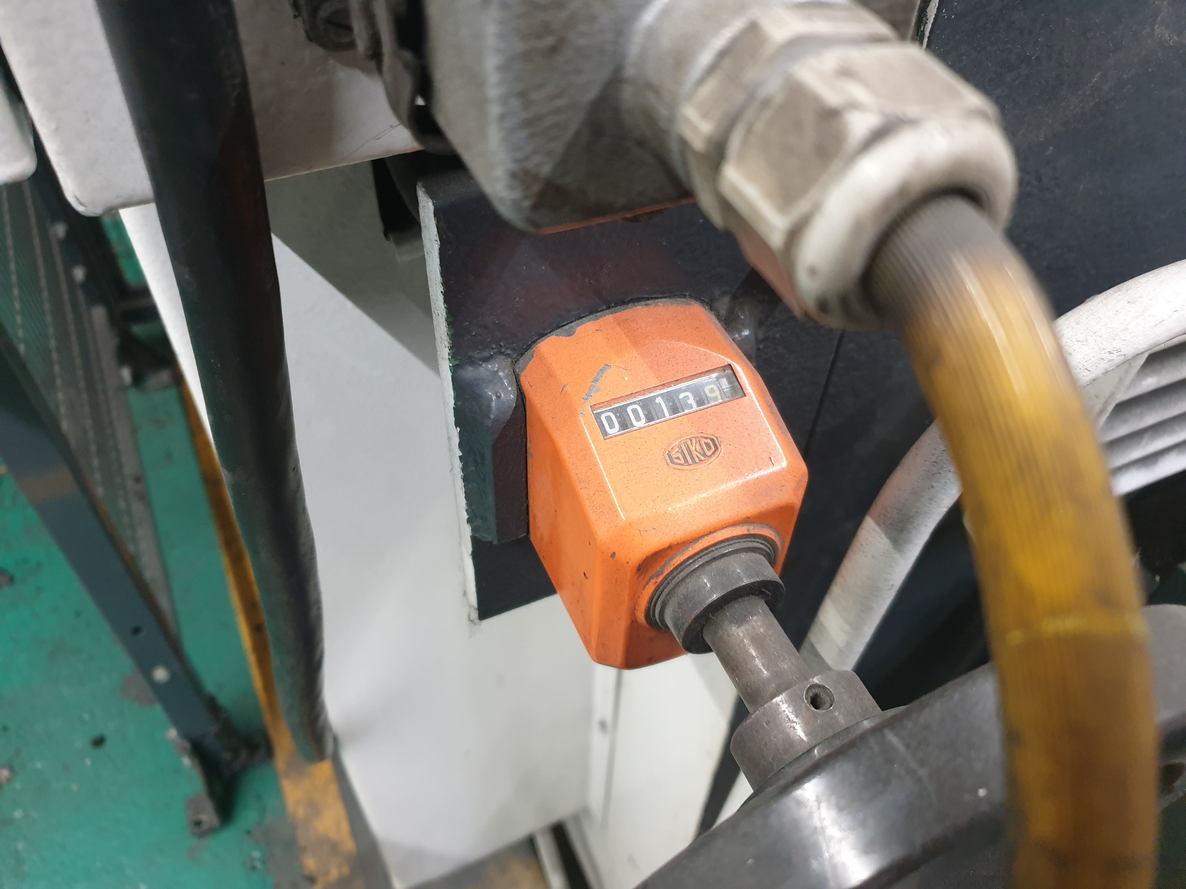 Used Haco TOOLMASTER 36 - Hydraulic shears - 1982