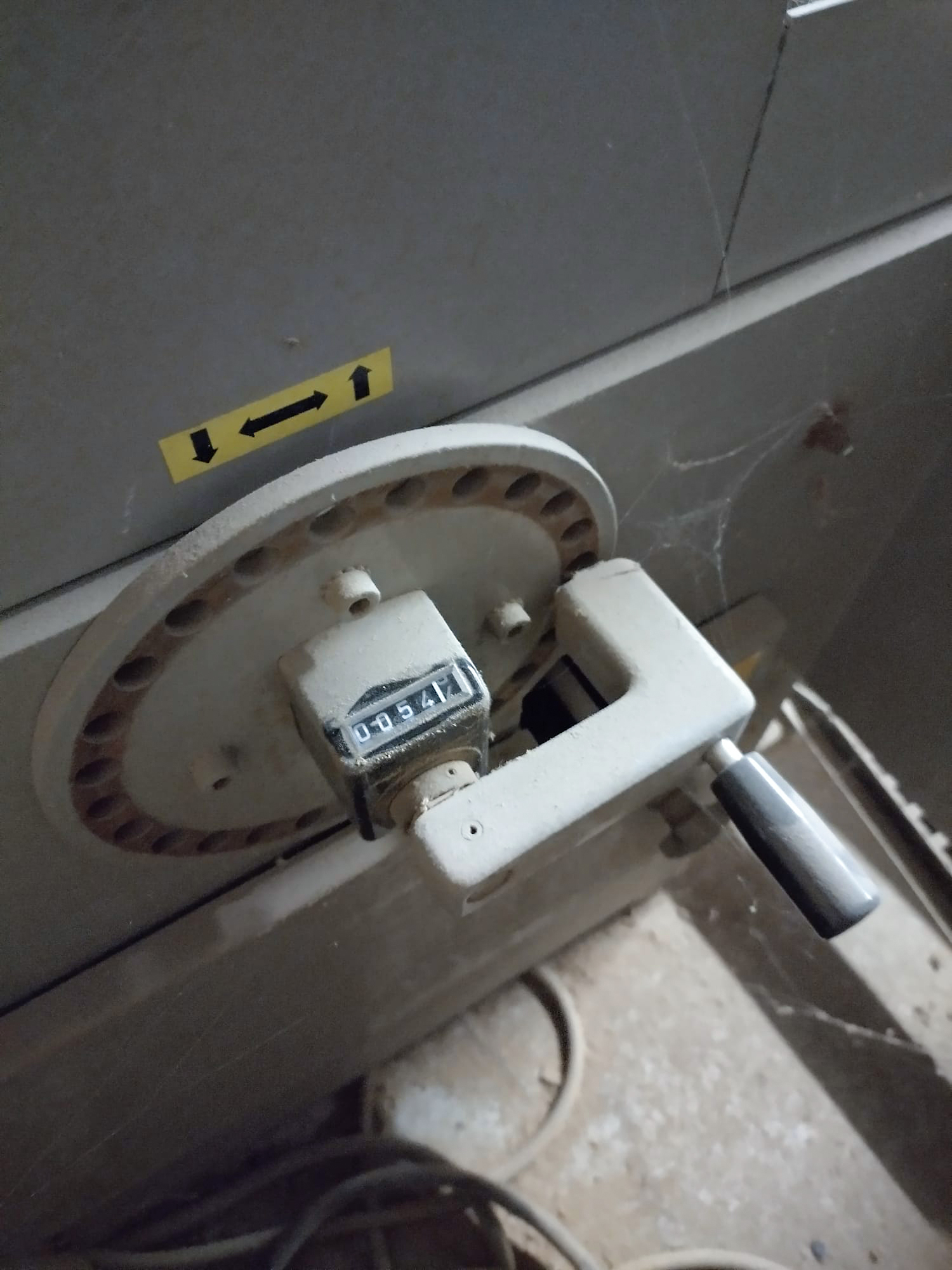 Usado KÖLLE Z 40 - Máquina de Mortajar - 2000