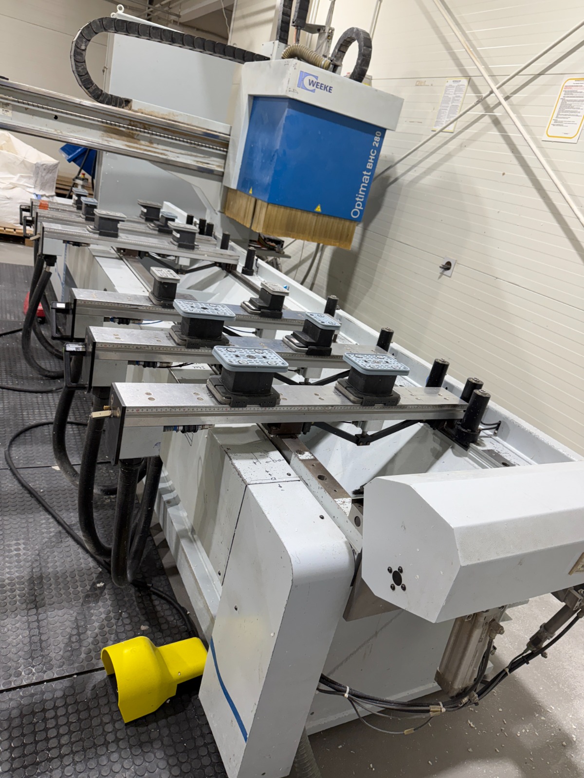 Used Weeke Optimat BHC 280 I CNC Machining Center I 2004