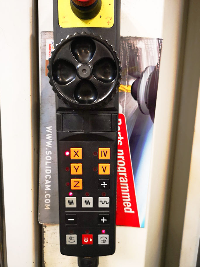 Gebruikt Hartford Pro 1000 S - Verticaal bewerkingscentrum - 2004