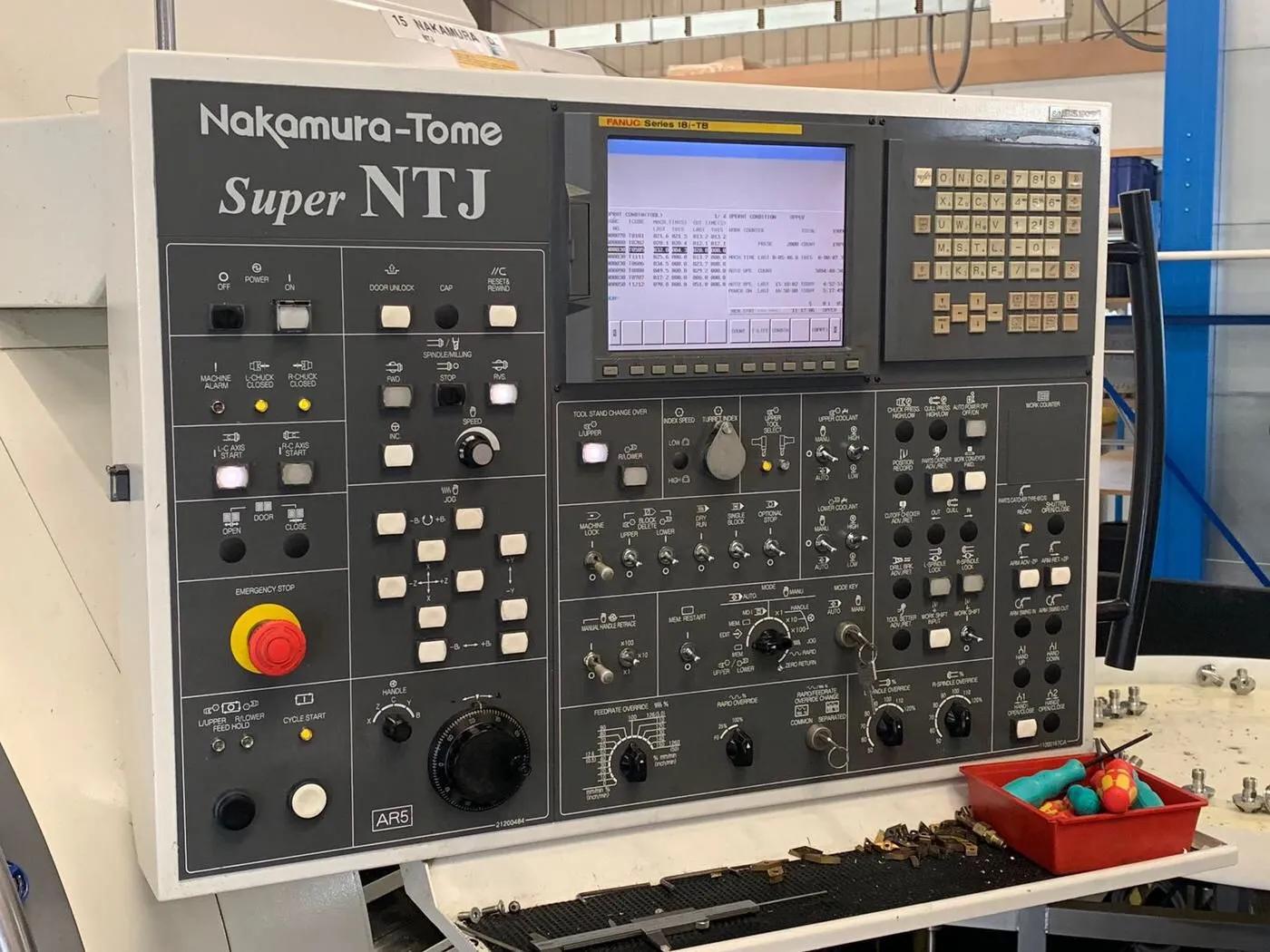 Gebruikt Nakamura-Tome Super NTJ I CNC Draaibank