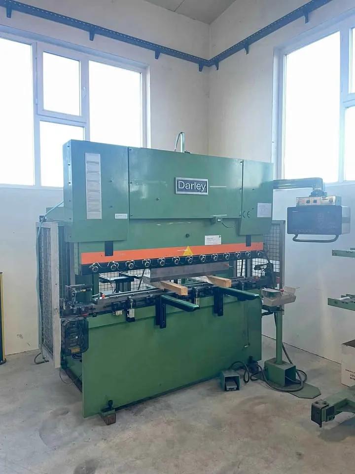 Usado Prensa plegadora Darley EHP 50 20/15 I 1997