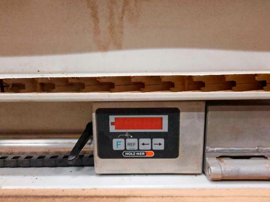 Usado Holzher 1230 - Sierra de panel - 1999