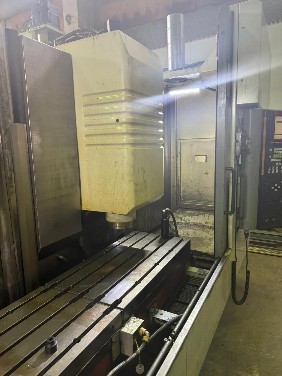 Gebruikt Mazak VTC 200C II I Verticale Bewerking Centrum