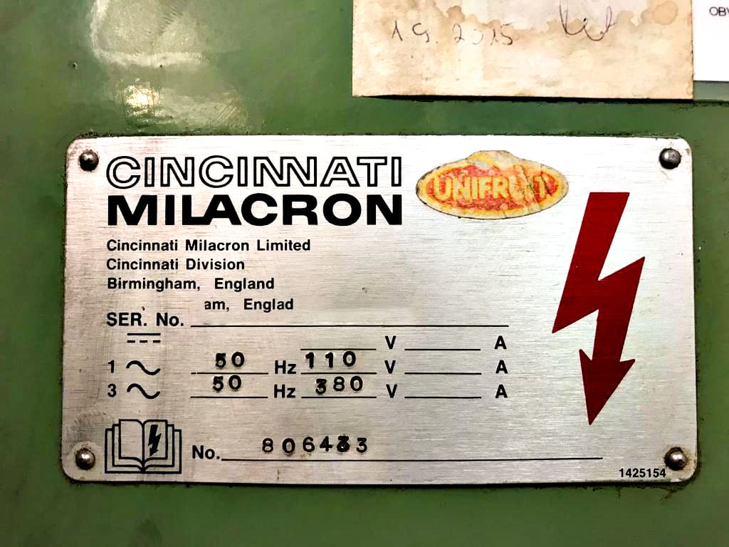 Gebruikt Cincinnati Milacron - Horizontale bewerkingscentra - 1997