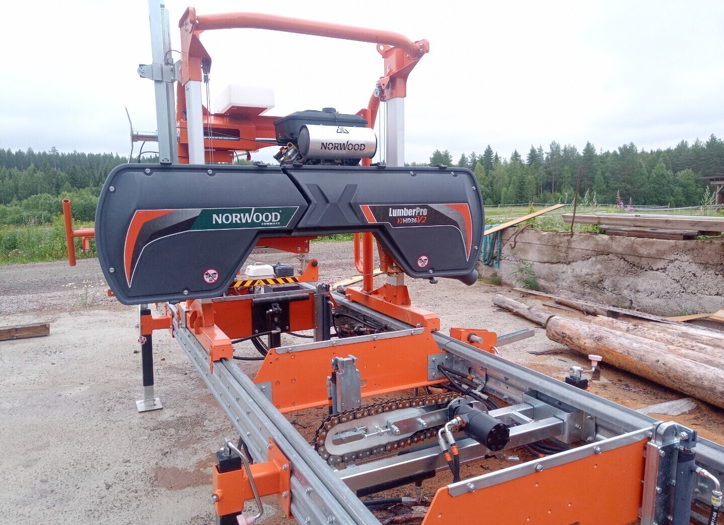 Wood for sale at GLOMACHT BV Used Machinery