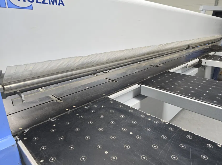 Used Holzma HPP 250 43/43 I Beam Saw I 2009