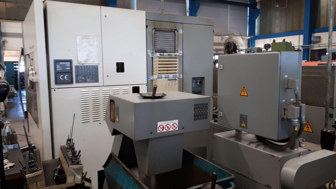 Used Deckel Maho DMU 80P Hi-Dyn I Vertical Machining Center I 2000