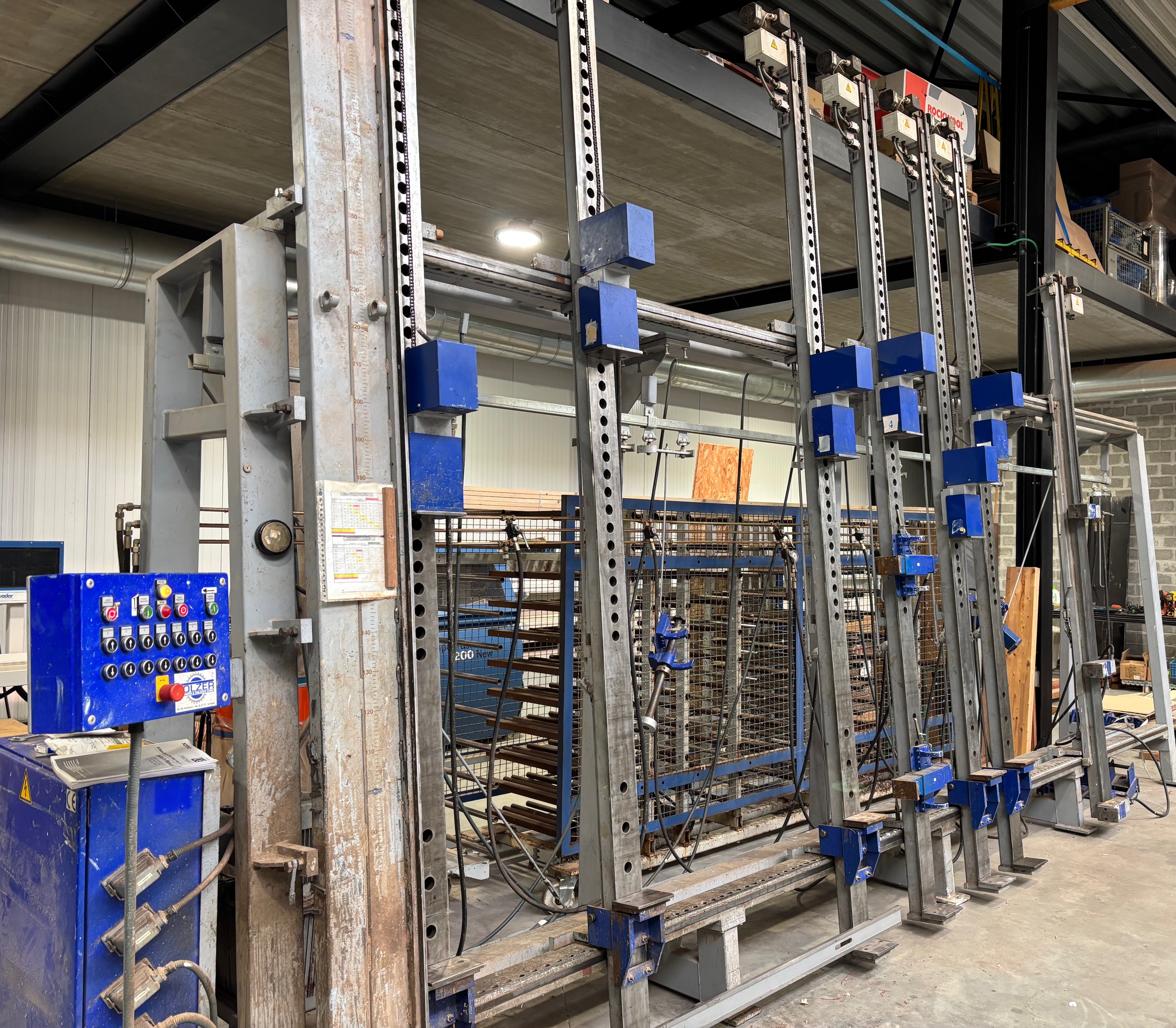 Used Polzer HKRE 60/325 I Frame press I 2000