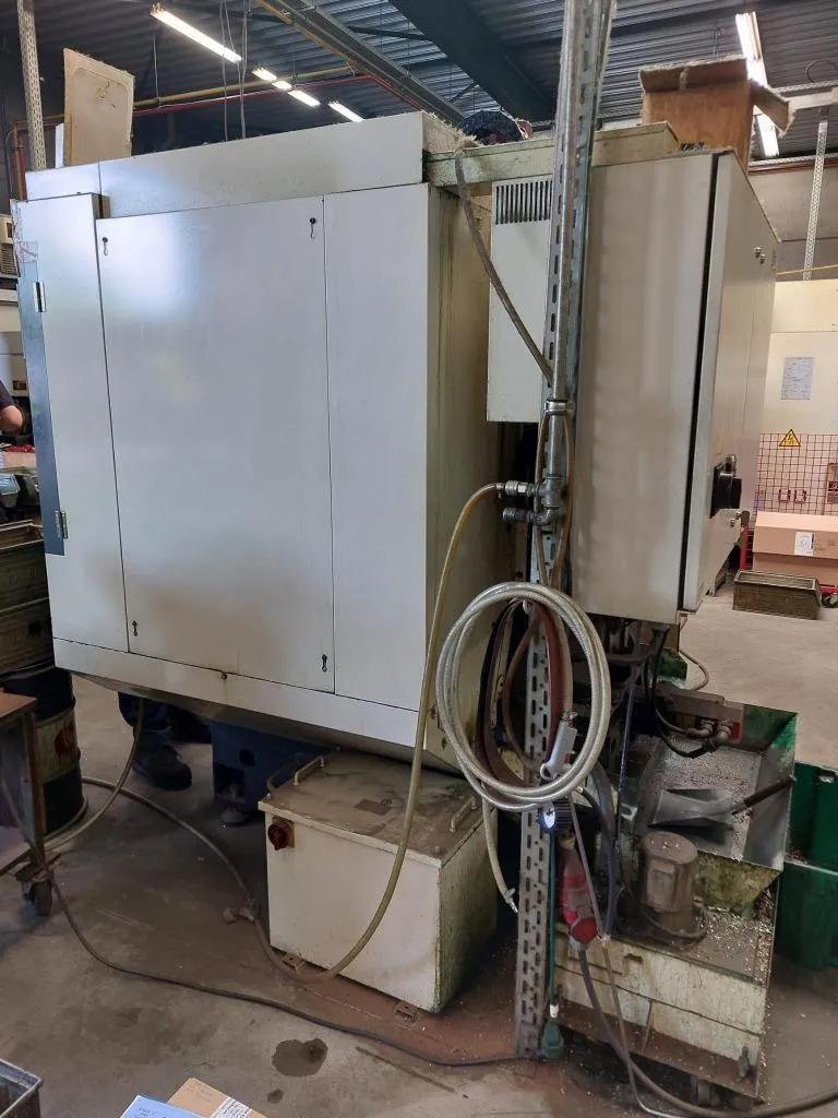 Gebruikt Fanuc Robodrill Alpha T14iA I Gebruikte Verticaal Bewerkingscentrum