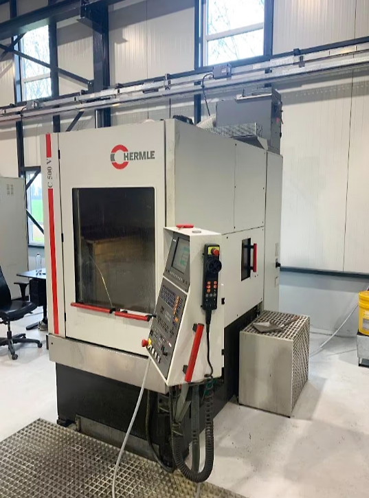 Gebruikt Hermle C 500 V - Verticaal bewerkingscentrum - 2002