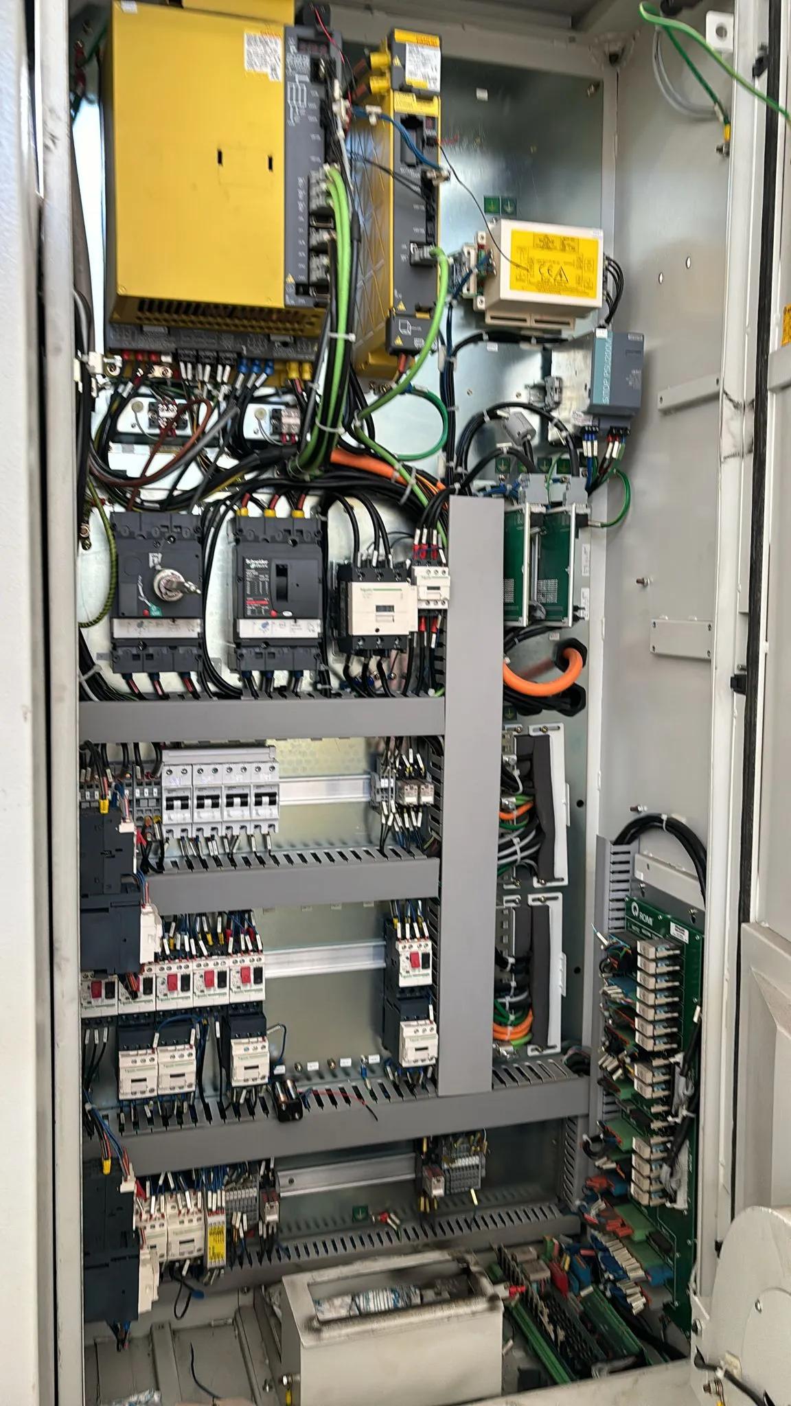 Gebruikt Romi D 1250 I Verticale Bewerking Center