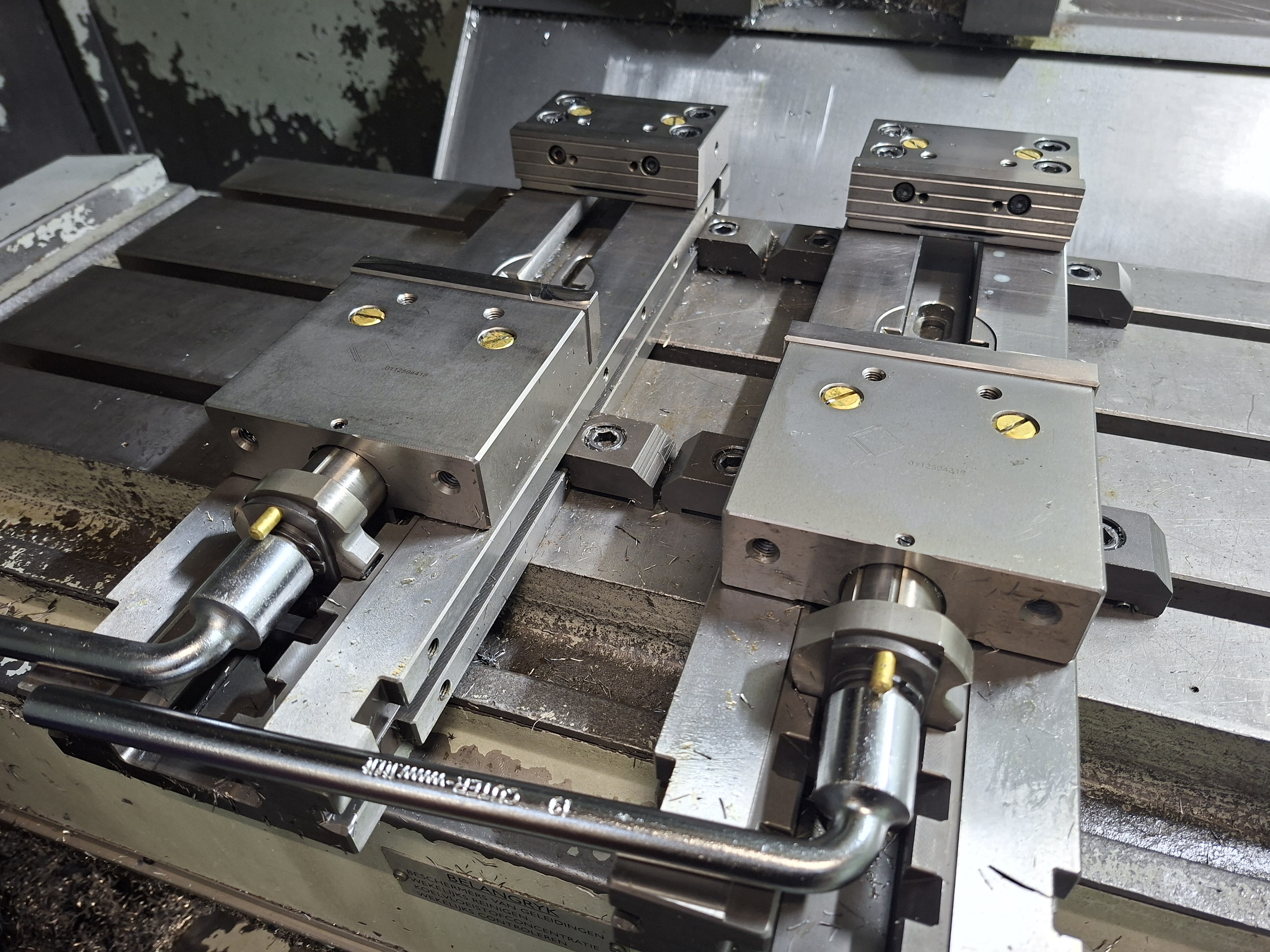 Used Bridgeport VMC 500/16 I Vertical Machining Center I 1999