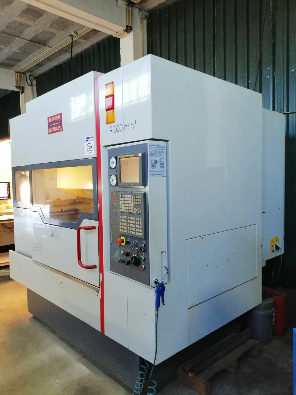Used Quaser MV154 PL/9 I Vertical Machining Center I 2005
