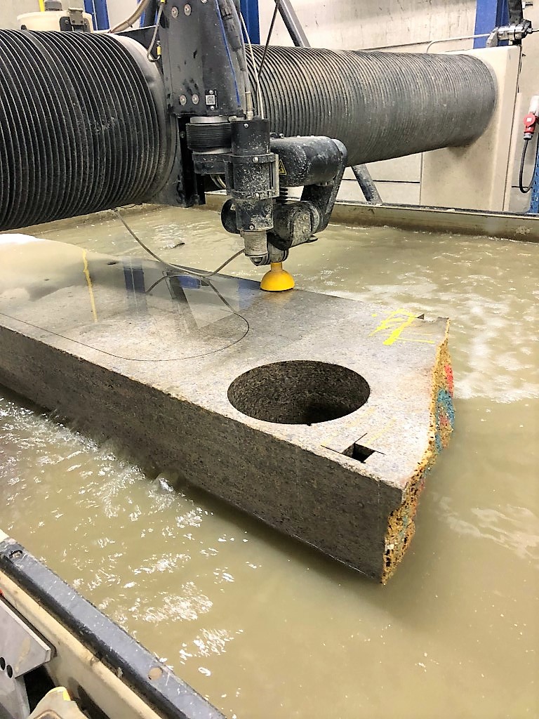 Usado OMAX 80X - Cortadora por chorro de agua