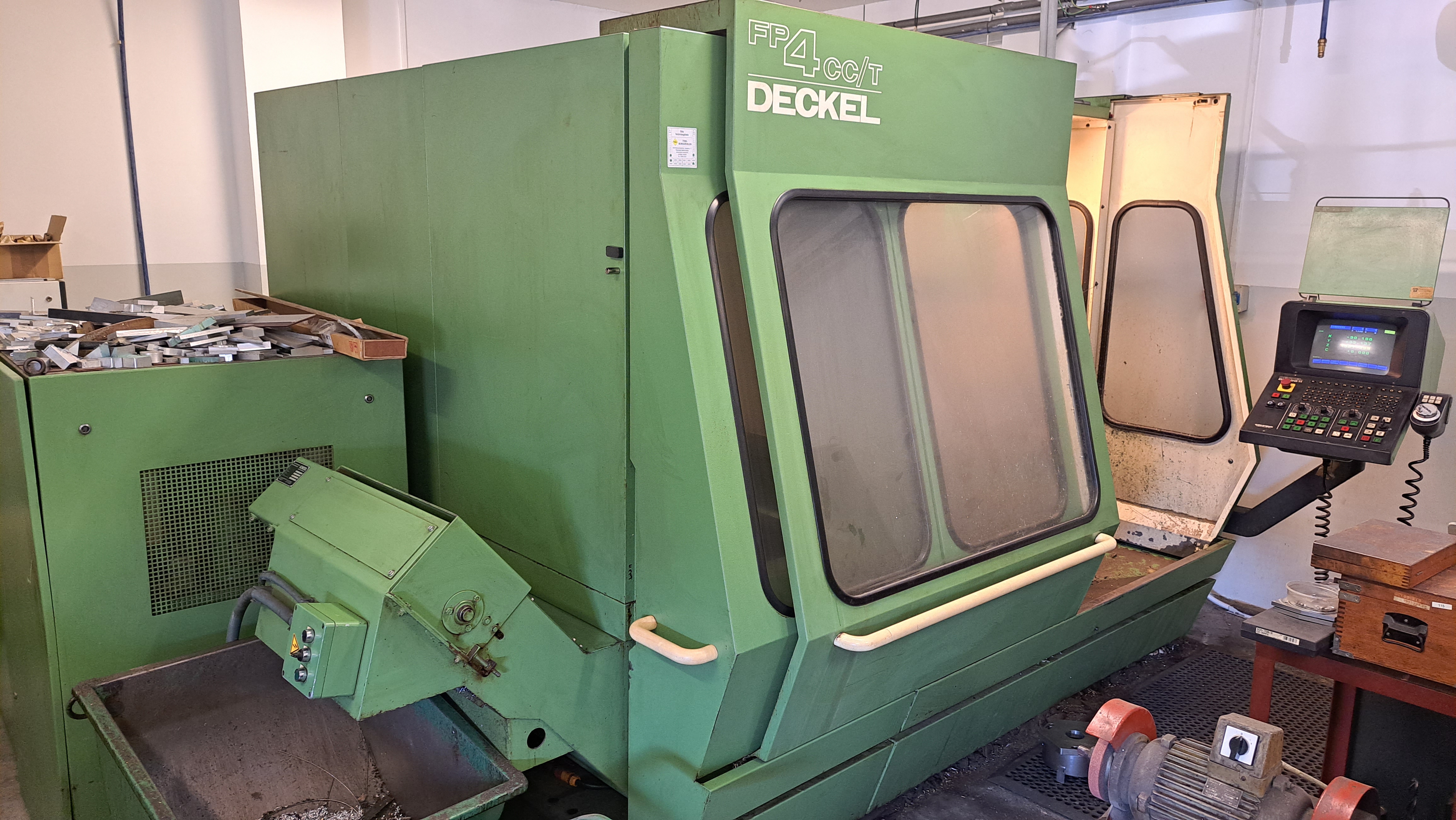 Used Deckel FP4 CCT I Vertical Machining Center
