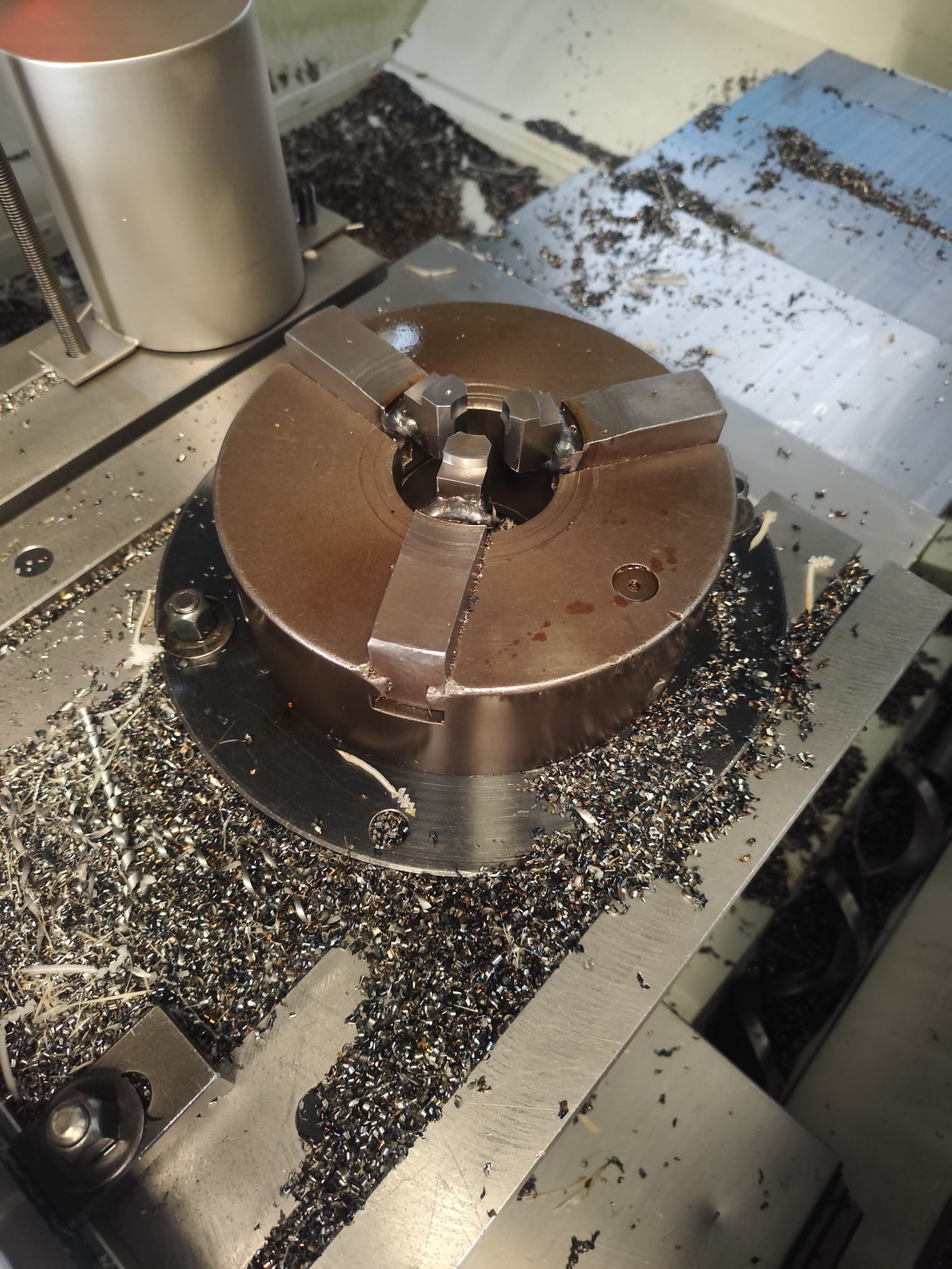 Used Haas VF-5/40 I Vertical Machining Centers I 2014