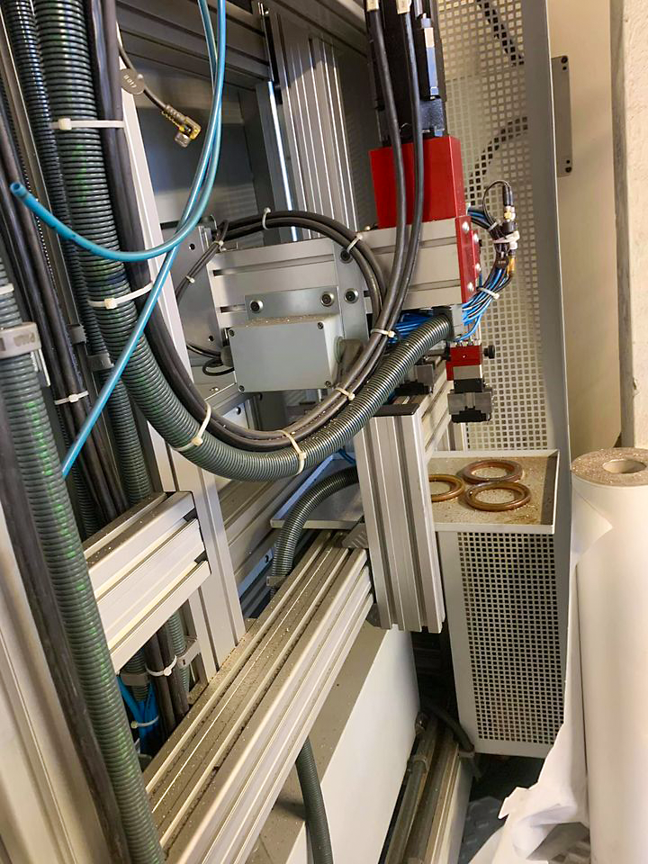 Gebruikt Almac CU 3005 - CNC Frezen - 2004