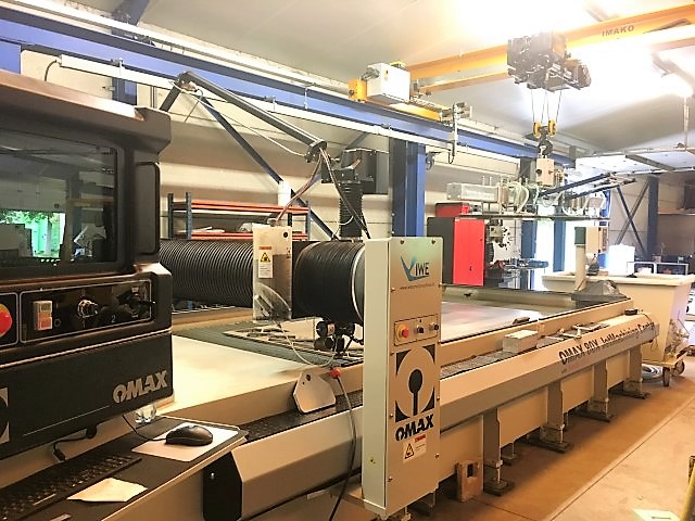 Usado OMAX 80X - Cortadora por chorro de agua